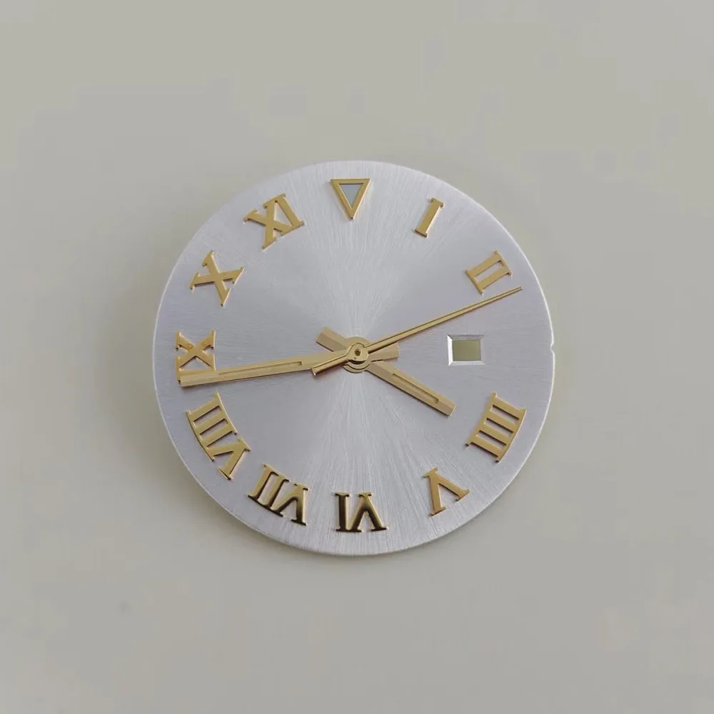 Циферблат NH05 Циферблат 24,5 мм можно настроить с собственным логотипом для корпуса 31 мм Аксессуары для часов NH05 с автоматическим механическим механизмом