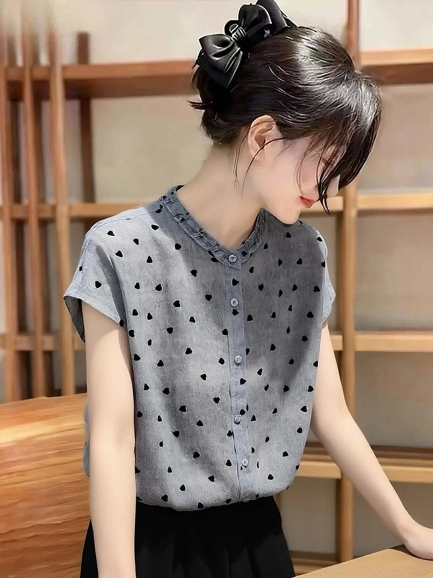 

Elegant Light Maturity Short Sleeve Shirt Women's Loose Top Trendy Summer New Style Button Stand Collar Polka Dot Design