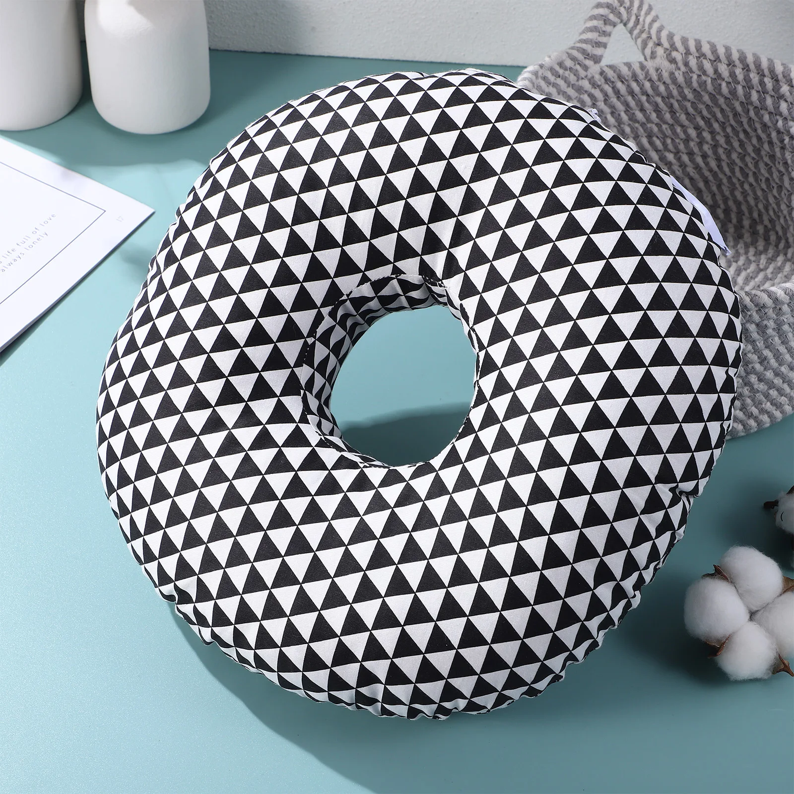 

Side Sleeping Pillow with Ear Hole Comfortable Donut Shape Cotton Stuffed Ear Guard Support for Earbuds Piercing Pain Relief