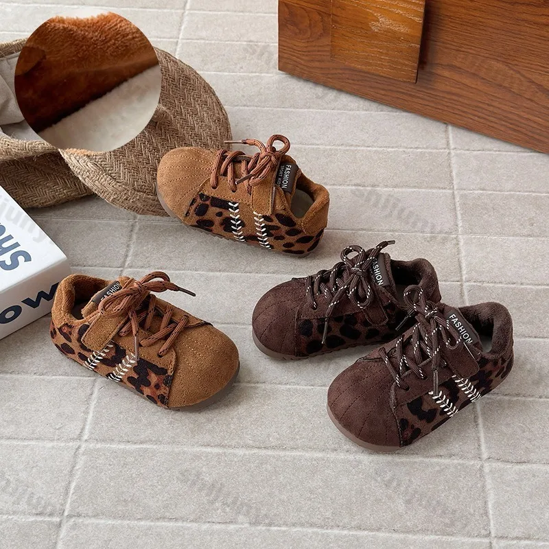 

Детская повседневная хлопковая обувь, осень-зима 2021, новая спортивная обувь для мальчиков и девочек, детские теплые плюшевые кроссовки с леопардовым принтом для малышей