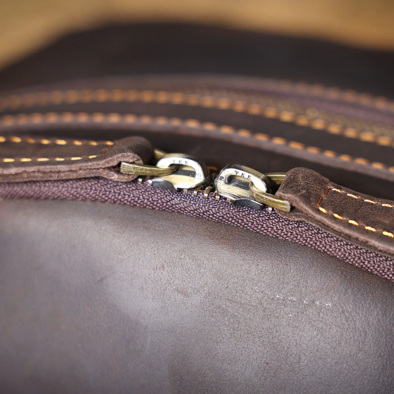 S.WORKER Vintage Brusttasche aus echtem Leder für Herren, Vintage, langlebige Brusttasche, Umhängetasche für Herren, Geschenk für Weihnachten – Detail 12