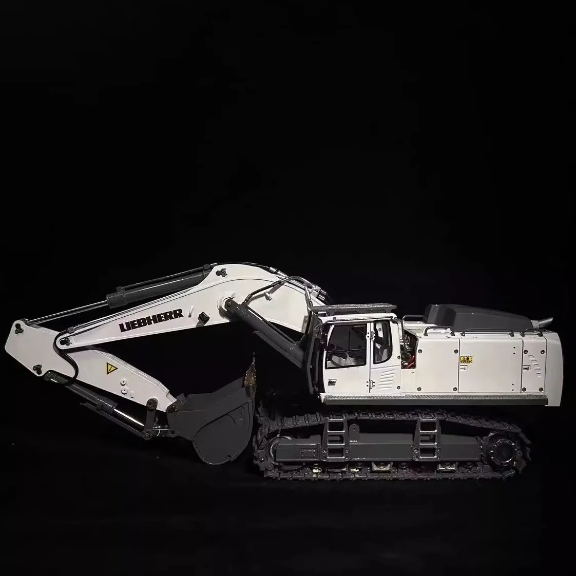 HYD-970 1/50 RC Micro Hydraulic Excavator Full Metal Remote Control Excavator Model Desktop Hydraulic Toy Model
