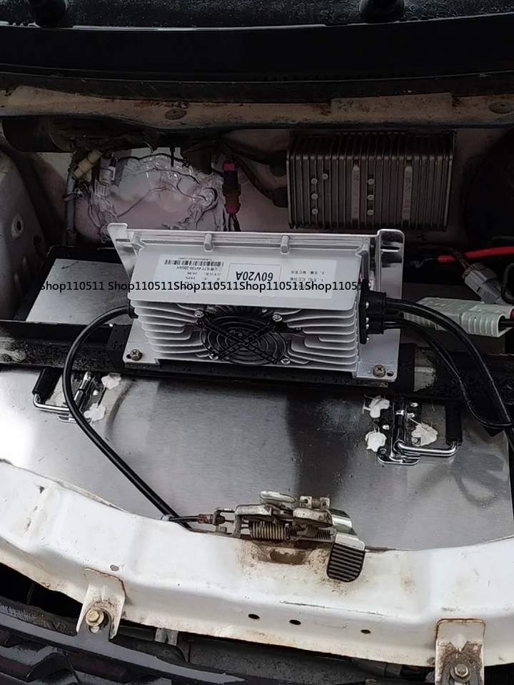 48V60V72V Lithium Battery Charger 20 Strings 15A Lithium Iron Phosphate Car Waterproof High Power Charger