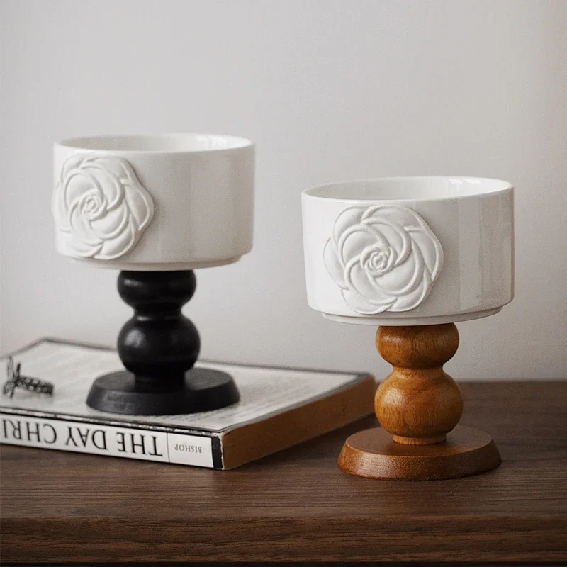 Aromatherapy Candle Holder Room Decor French Goblet Ceramic Light Luxury Elegant Decoration Vintage Camellia Cake Candlesticks