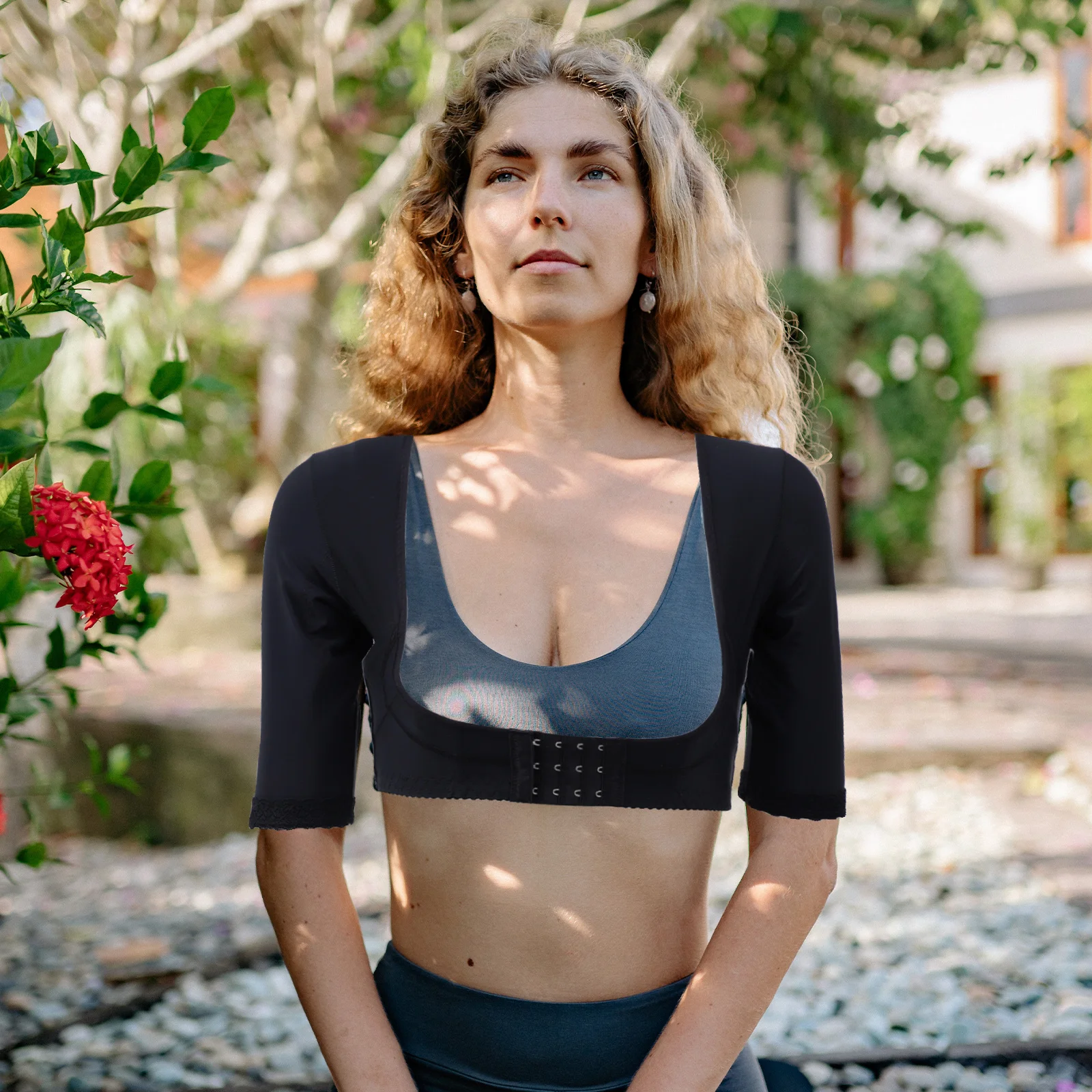 

Women Chest Support Posture Corrector Lightweight Acrylic Adjustable Back Brace Slimming Shapewear Top Breathable Sweat