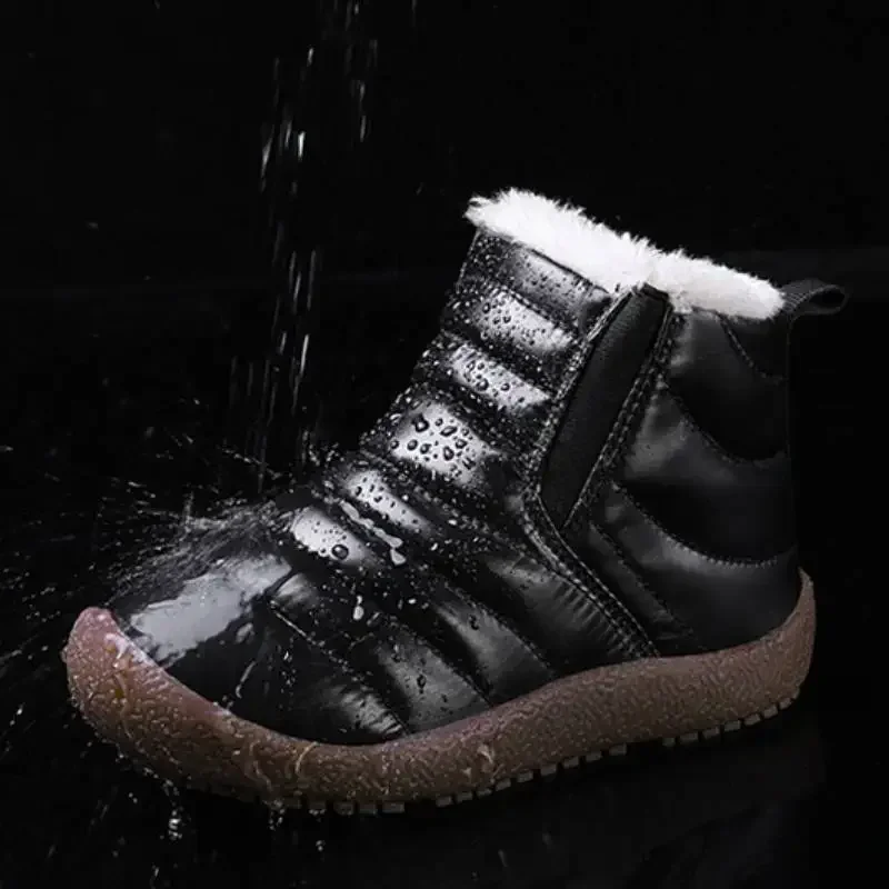 Wasserdichte rutsch feste Kinder schneeschuhe Winter verdickte Baumwolle Plüsch warme High-Top-Baumwoll schuhe für Jungen Mädchen Gummistiefel