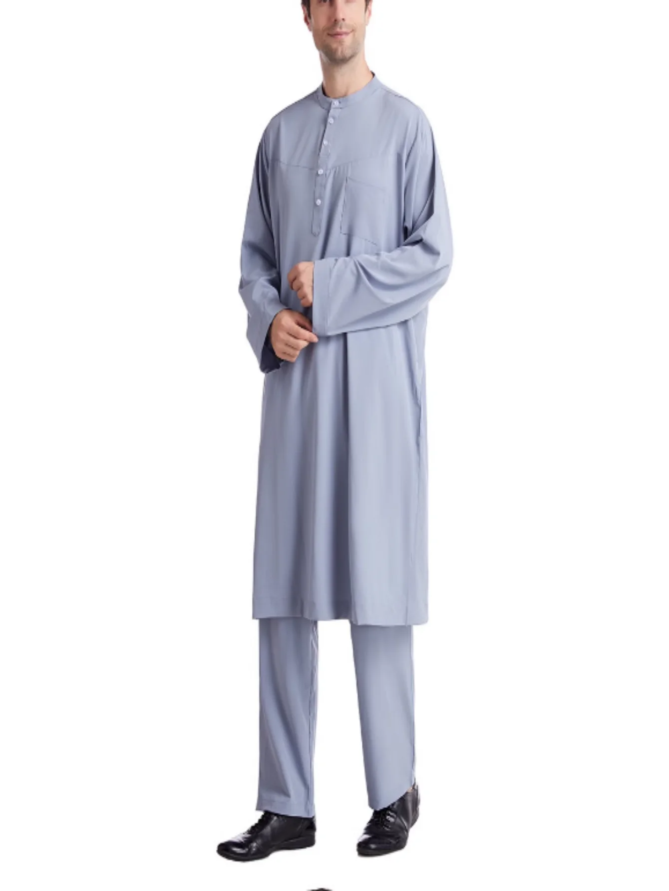 Arab men small stand collar ethnic robe suit, showing dignity