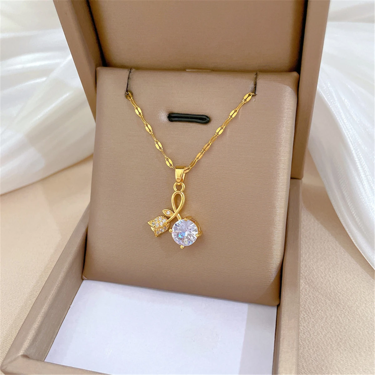 Elegant Rose Promise Shiny Cubic Zirconia Copper Pendant Necklace for Women Stainless Steel Chain Romantic Valentine's Day Gift