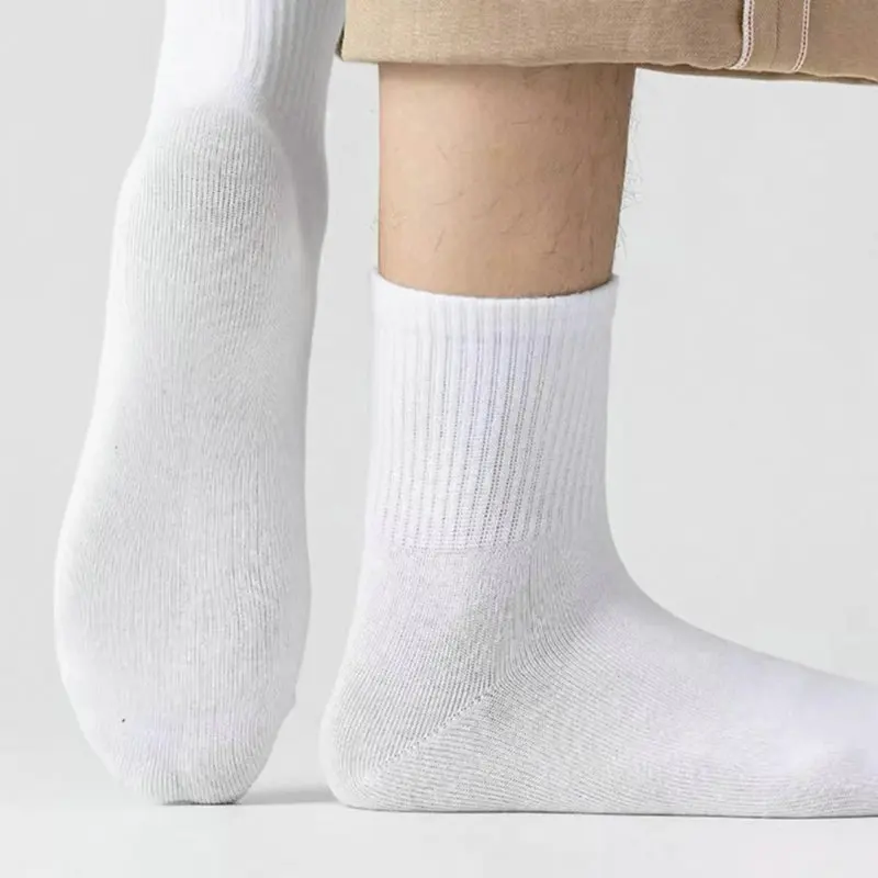 Calcetines desechables para hombres y mujeres, calcetines finos de viaje, tubo medio que absorben el sudor, transpirables, al aire libre, calcetines de tubo corto para todas las estaciones