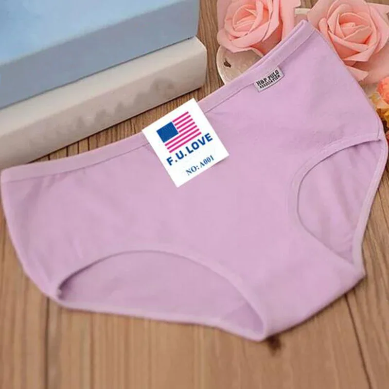 Hot Cotton Underwears Women\'s Briefs Breathable Soft Comfy Underpants One Size Lady Female Candy Color Women Accessory Gifts