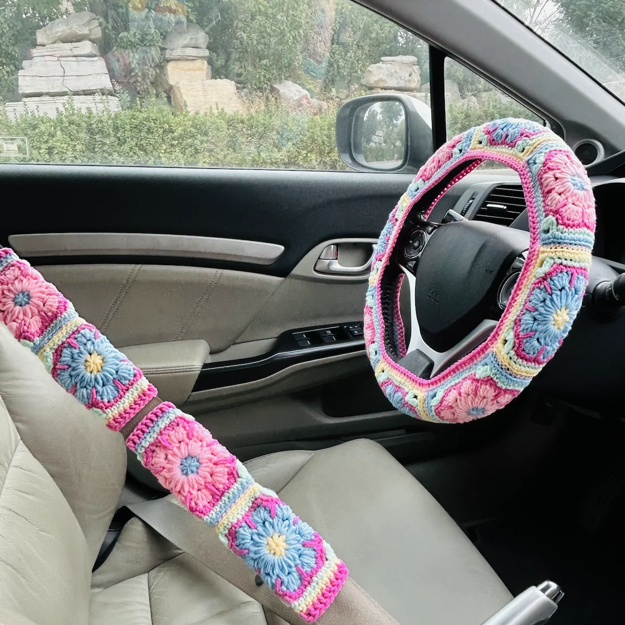 

1 шт. чехол на руль 2 шт. чехол на ремень безопасности ручной работы крючком для украшения интерьера автомобиля