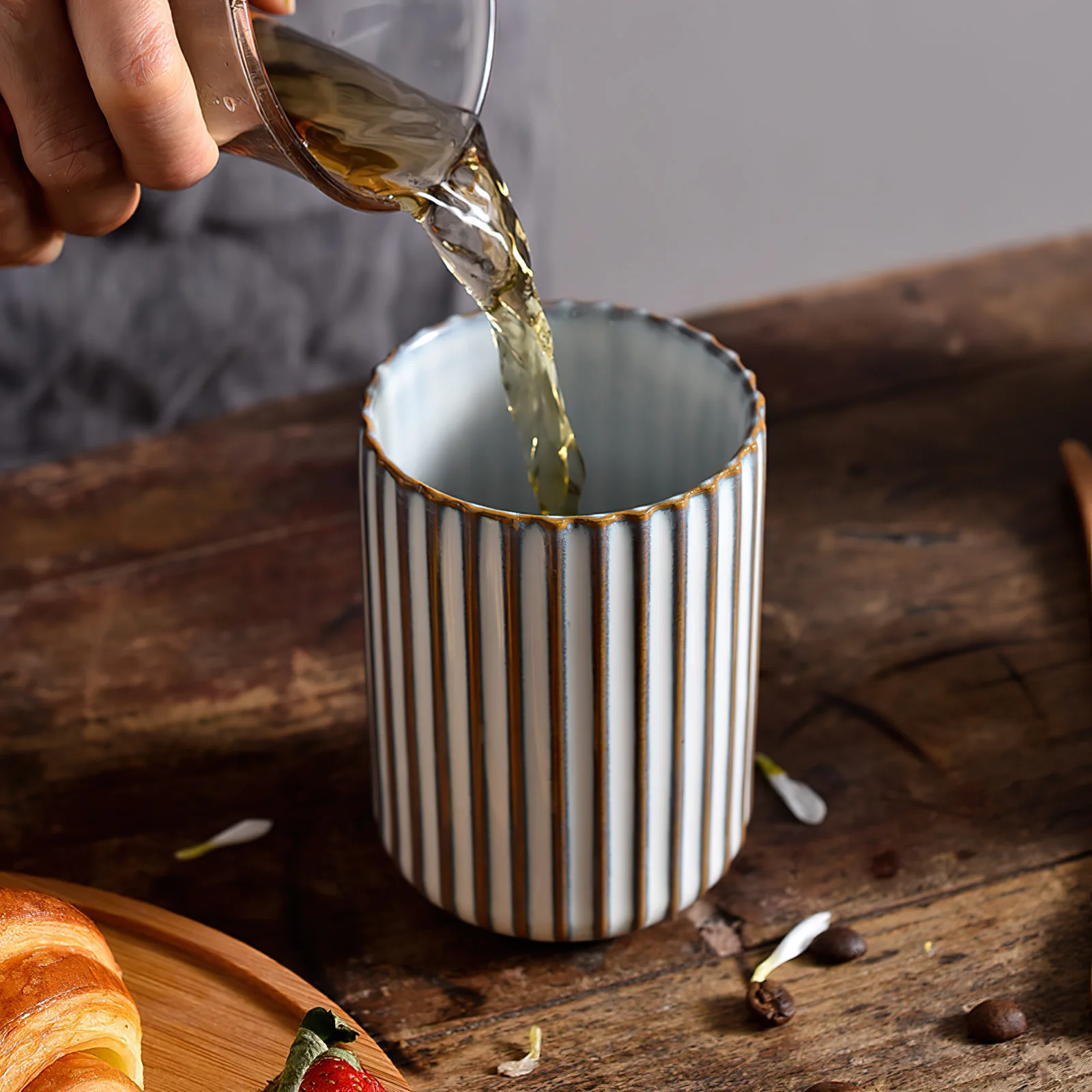 

300ml Retro Striped Ceramic Mug Simple Vintage Milk Cup for Hot Cold Beverages Home Office Water Mug Vintage Milk Cup
