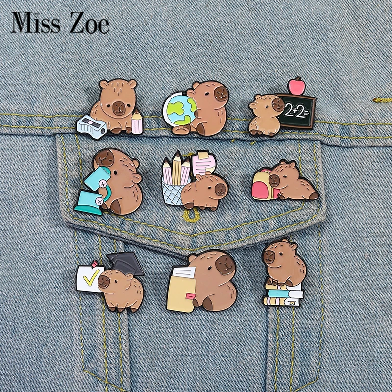 لطيف كابيبارا المينا دبابيس موضوع مخصص الطلاب الرياضيات دبابيس التلبيب شارات الملابس مجوهرات بأشكال حيوانات هدية للأطفال الأصدقاء #1