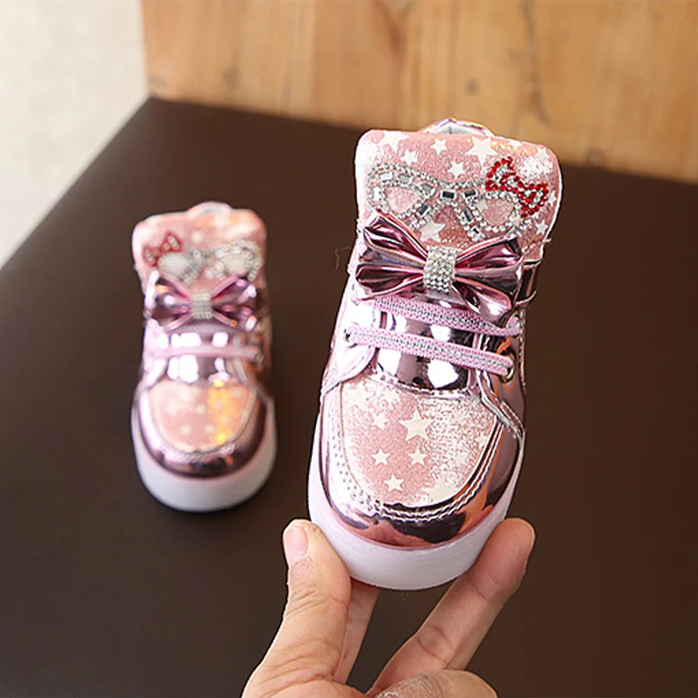 

Детская спортивная обувь со светодиодной подсветкой, розовая, размер 23, стильная, светящаяся, со стразами, легкая, дышащая, удобная