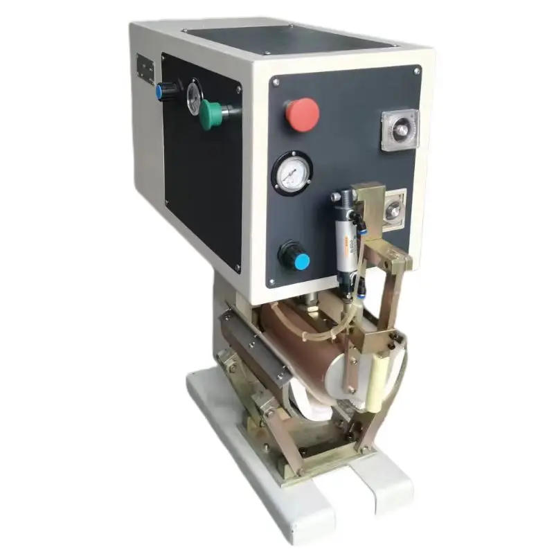 

Shoe Upper Arc Catching Machine Shoemaking Machinery Inner Shaping and Fitting Machine