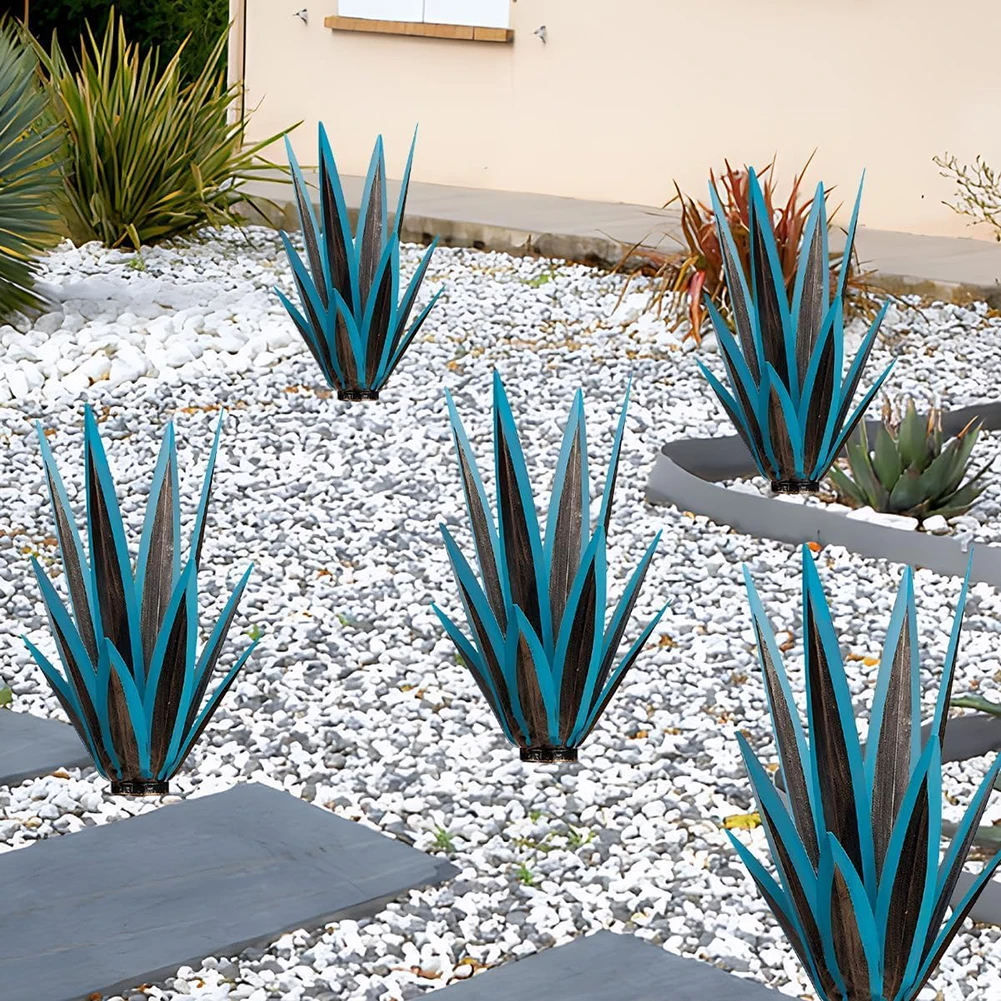 

2Pcs Metal Agave Plants Garden Art Metal Tequila Country Sculpture DIY Rustic Hand Painted Metal Agave for Outdoor Patio Yard
