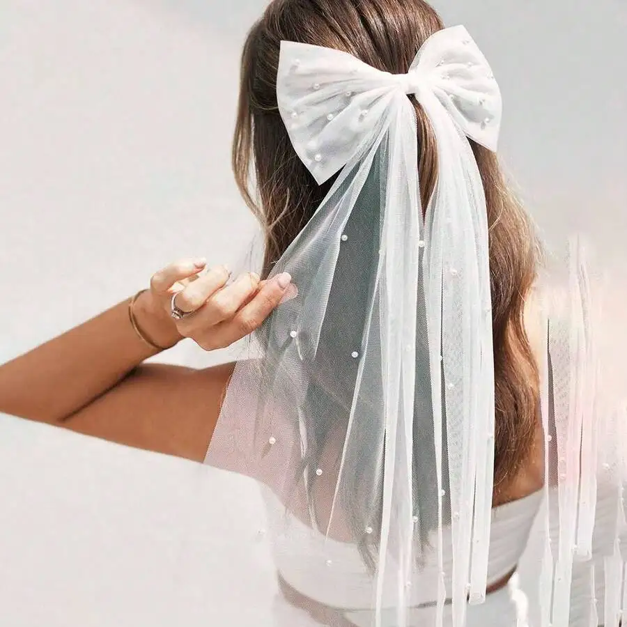 

1pc White Bride Birdcage Veil, Faux Pearl Mesh Veil, Simple Style For Wedding Registration, Short Veil For Party, Faux Pearl Hai