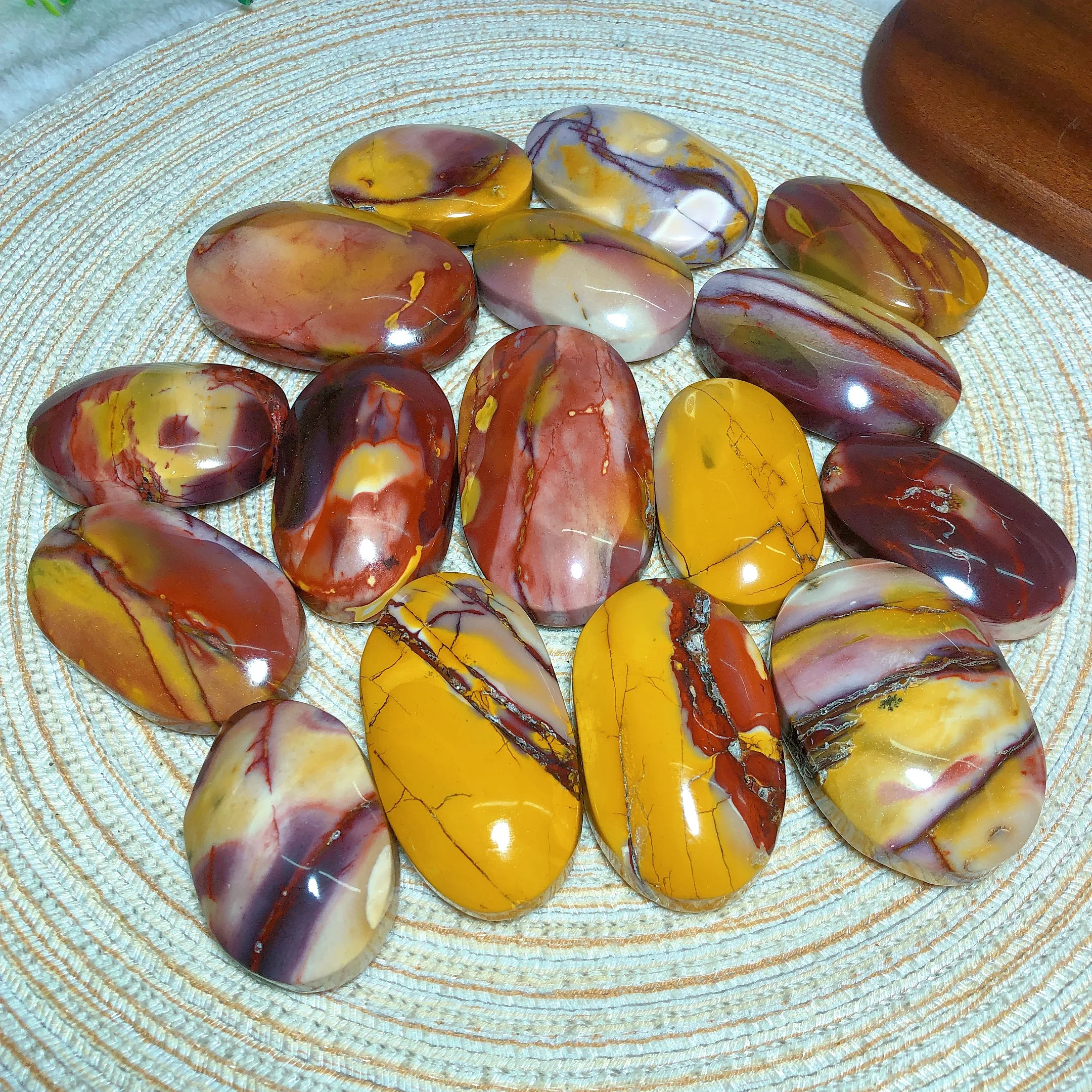 Natural Crystals Mookaite Palms Colorful Bounding Egg High Quality Mineral Energy Ornament Room Decor Gift
