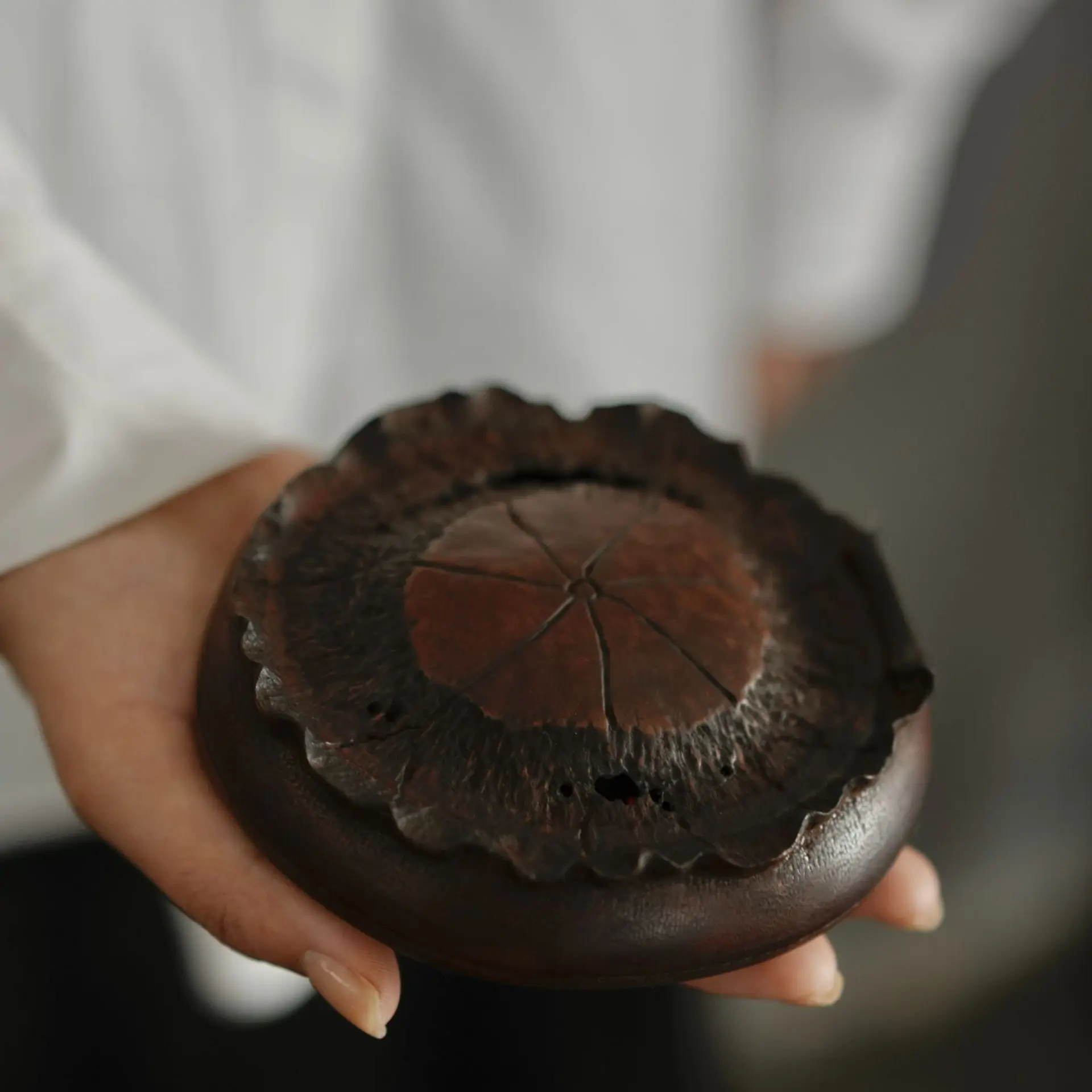 Natural bamboo root handmade incense burner Chinese retro aromatherapy box household plate incense