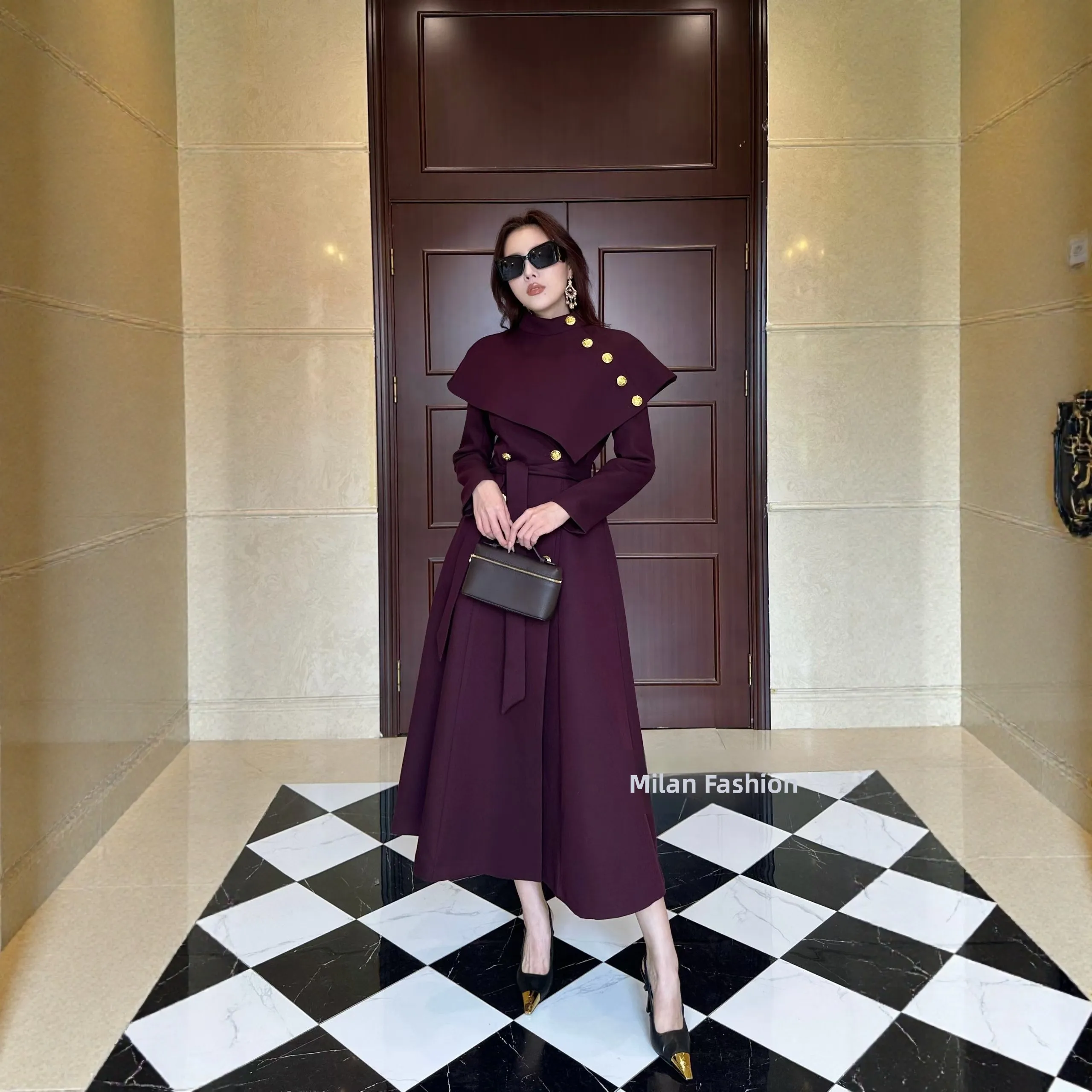 

Элегантный осенне-весенний комплект из двух предметов: пальто-накидка с воротником-стойкой и длинные рукава, женский, класса люкс, модный, стильный