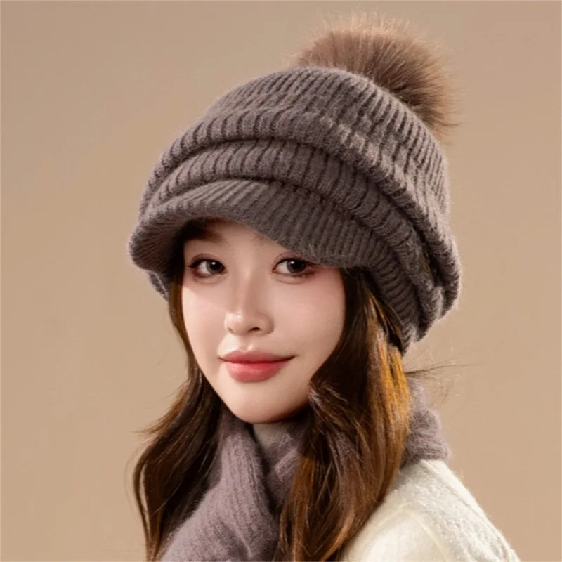 Women's winter knitted peaked cap, ear-protecting, Korean style, cross-border windproof, thickened for students and cycling.