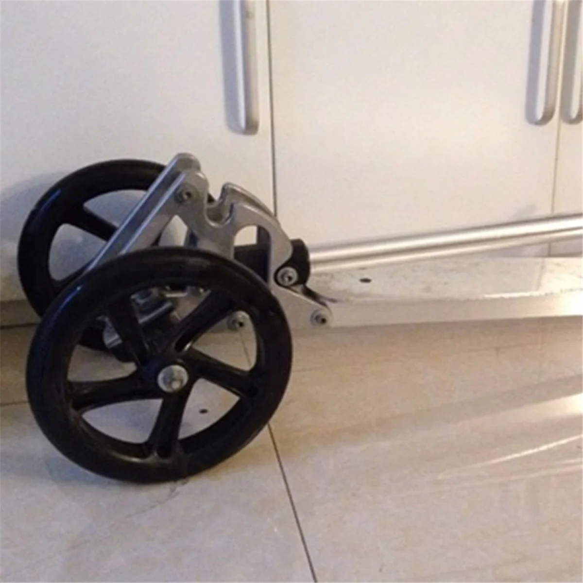 

A61KK 2 Pieces Scooter Wheel 200 mm PU Material Wheel Thickness 30 mm ABEC-7 Bearing Scooter Accessories,Transparent Black