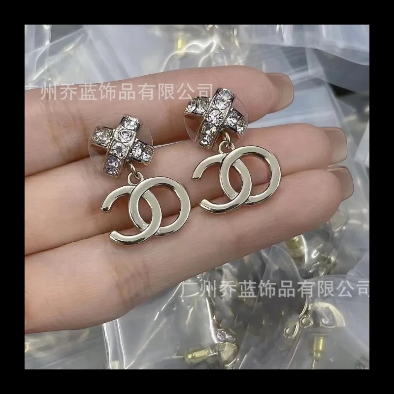 High Version Pair D… - image