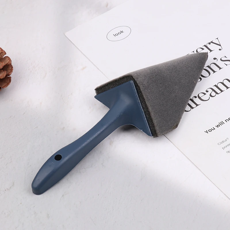 Triangle Paint Brush With Durable Plastic Handle - Multi-Functional Corner And Painter For Easy Application