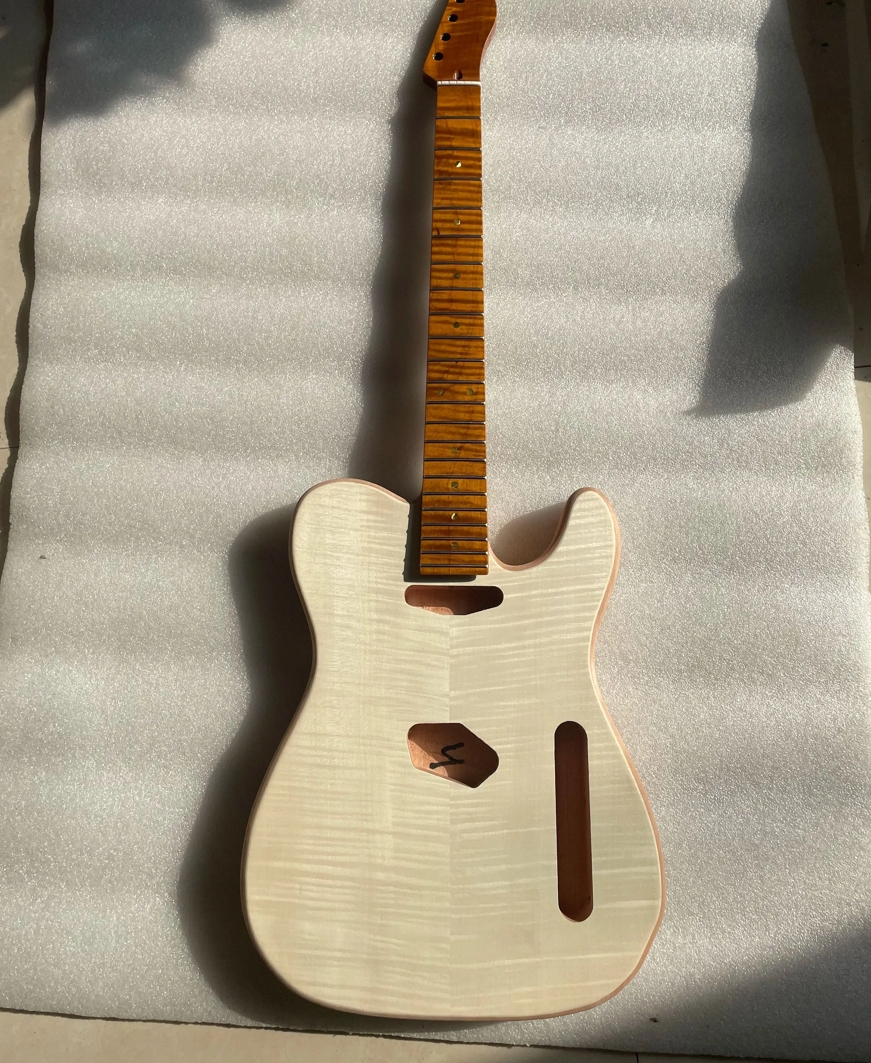 Maple Electric Guitar Kit Parts, Maple Veneer, Neck and Body, Mahogany Wood Flame, Maple Veneer, TL, High Level, Newest