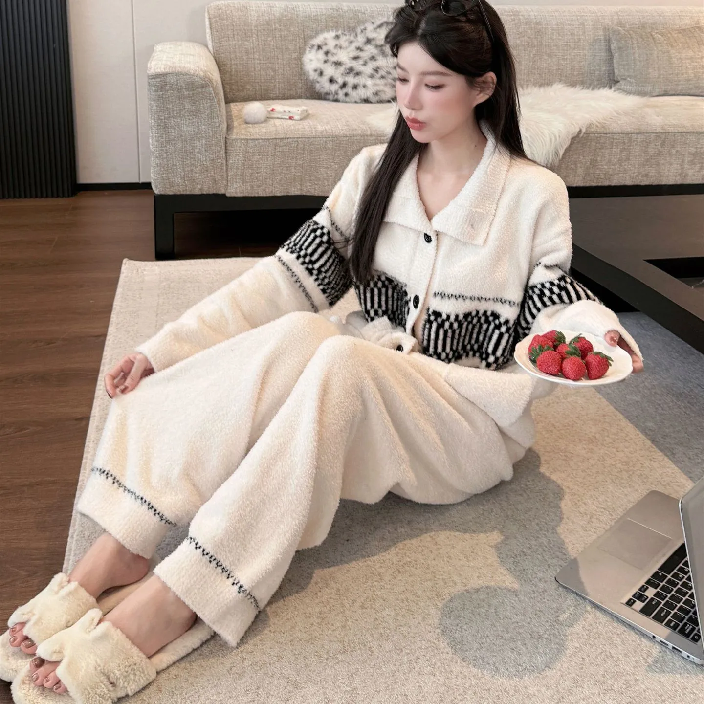 Flannel for Women Autumn and Winter Thick Warm Home Suit Set Cardigan Sweater Outside Loose Coral Fleece Pajamas