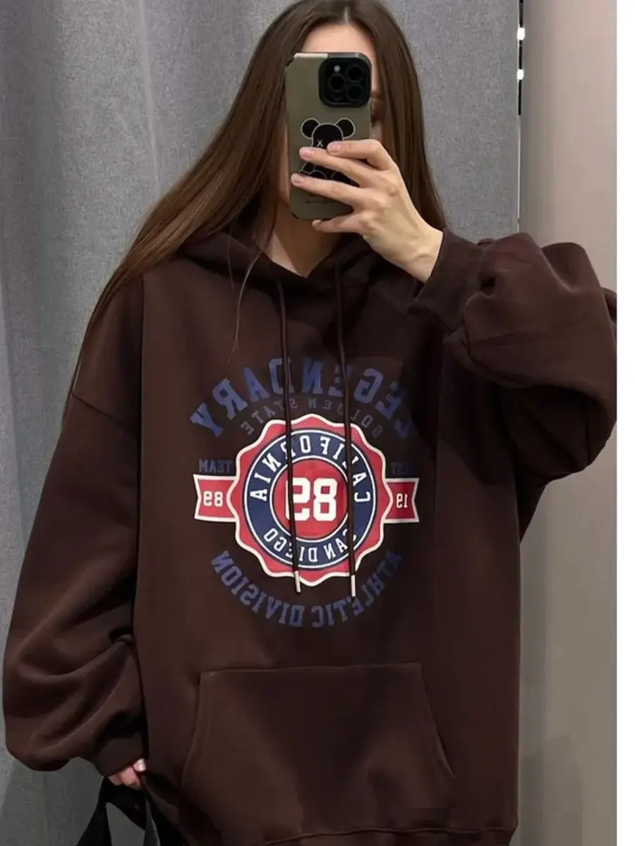 الكلاسيكية طلاب الجامعات كبيرة الحجم هوديس رمادي أبيض بلوزات الأمريكية شارة مطبوعة كم طويل البلوز الخريف الشتاء النساء