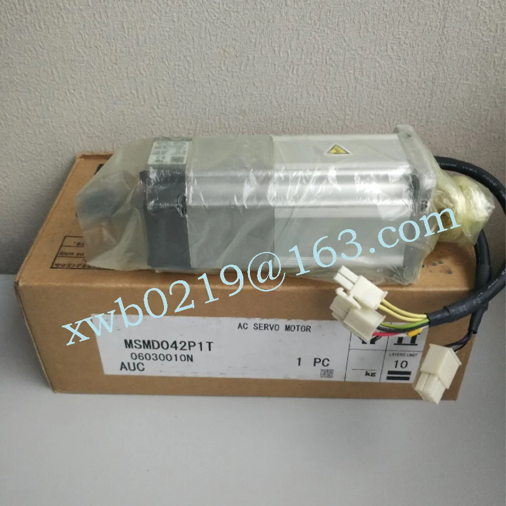 

New Original Servo Motor MSMD042P1T