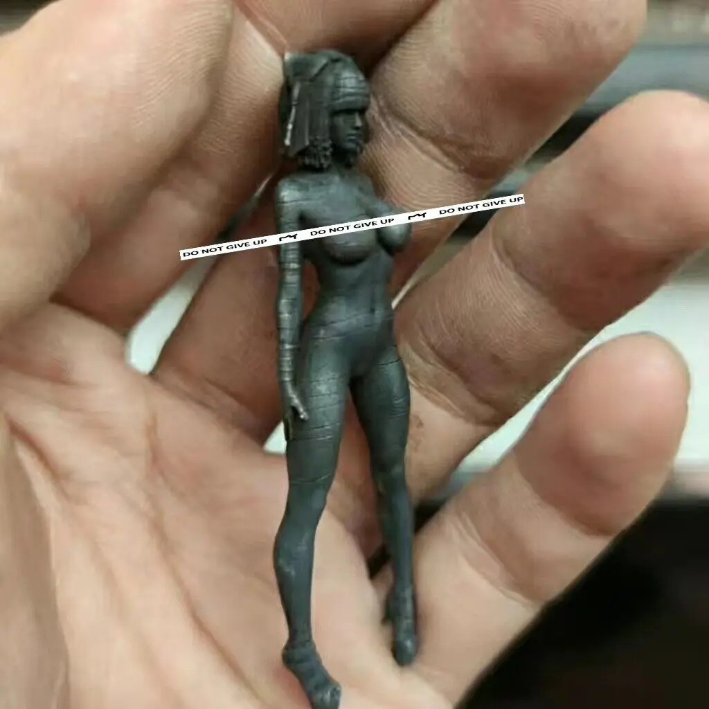 نحت فتاة برونزية صينية رائعة من منتجات كليوباترا النحاسية مقاس 7 سم