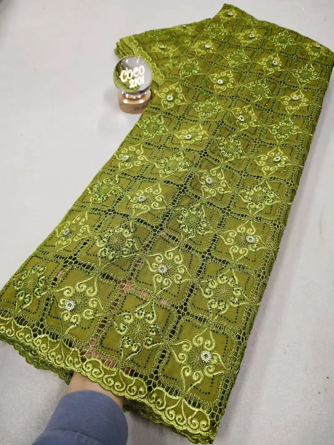 

Высококачественная африканская нигерийская хлопковая ткань с пайетками и вышивкой, кружево, фатин, 5 ярдов, для свадебных и праздничных платьев, шифон XL177 2026