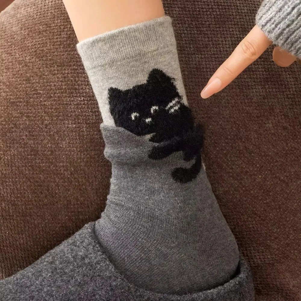 1-10Pairs Ins Trendy Cute Cat Mid-calf Socks for Women Autumn and Winter Cartoon Flocked Soft Boneless Casual Breathable Socks