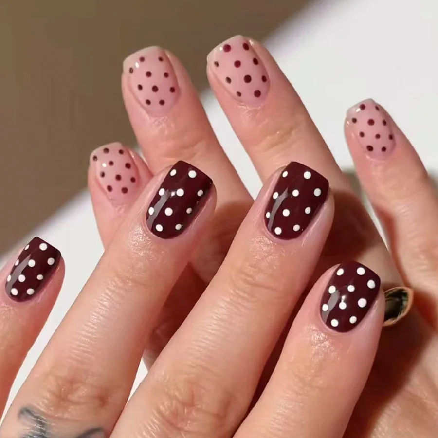 

24Pcs Short Square Glossy Press On Nails Dark Brown Polka Dot Sweet Gentle Color Jumping Fall Winter New Design