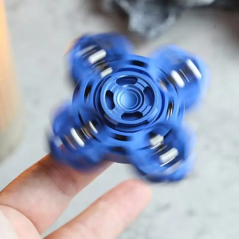 لعبة الجيروسكوب EDC - دوارة دوارة من الألومنيوم مع أداة تململ لتخفيف القلق للبالغين كهدية للأطفال البالغين #4