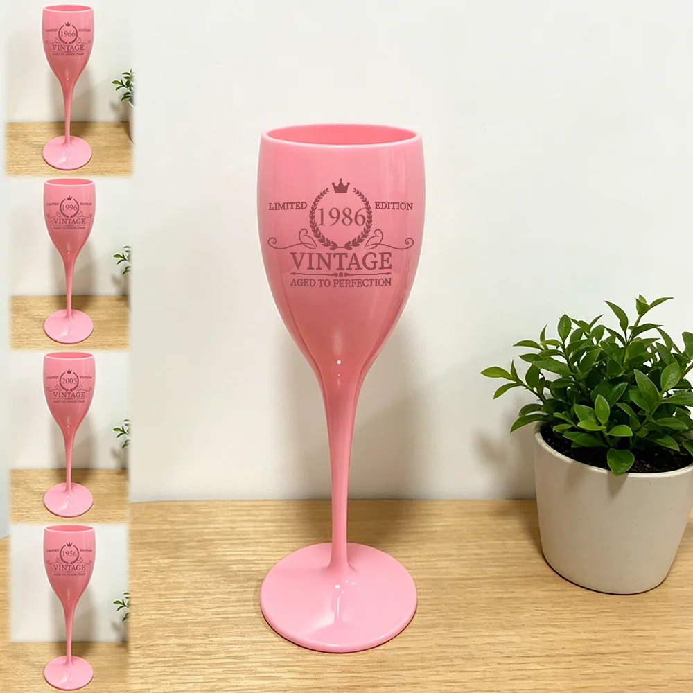 

16th 30th 40th 60th Gift for Women Vintage 1986 Wine Glass 70th Birthday Party Decor 50 Year Old Gift for Mom Sister Friend Wife