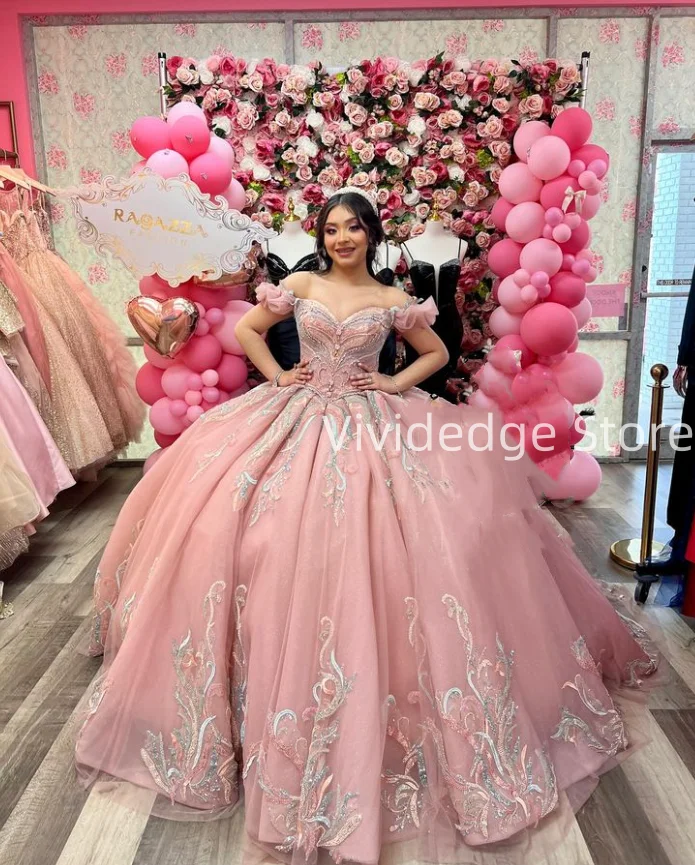 Customized Pink Princess Strapless Lace-up Prom Dresses 15 Years Formal Occasion Quinceanera Dress Puffy Glitter Beaded Applique