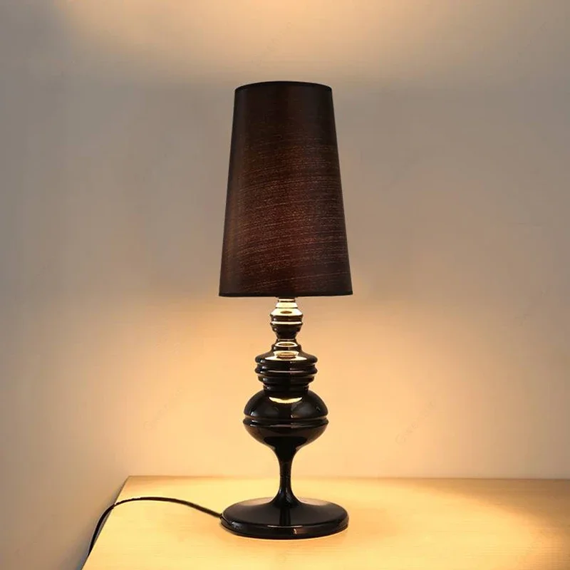 Nordic Home Decor Table Lamps for Bedroom Living Room Bedside Lamp Standing Desk Light Modern Led Light Fixtures Read Luminaria