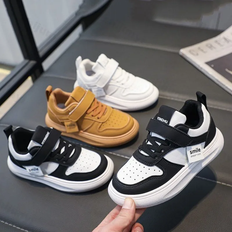 

2025 Autumn New Children's Fashion Low Top Thick Soled Casual Sports Shoes Boys' Non Slip Versatile Comfortable Chunky Sneakers