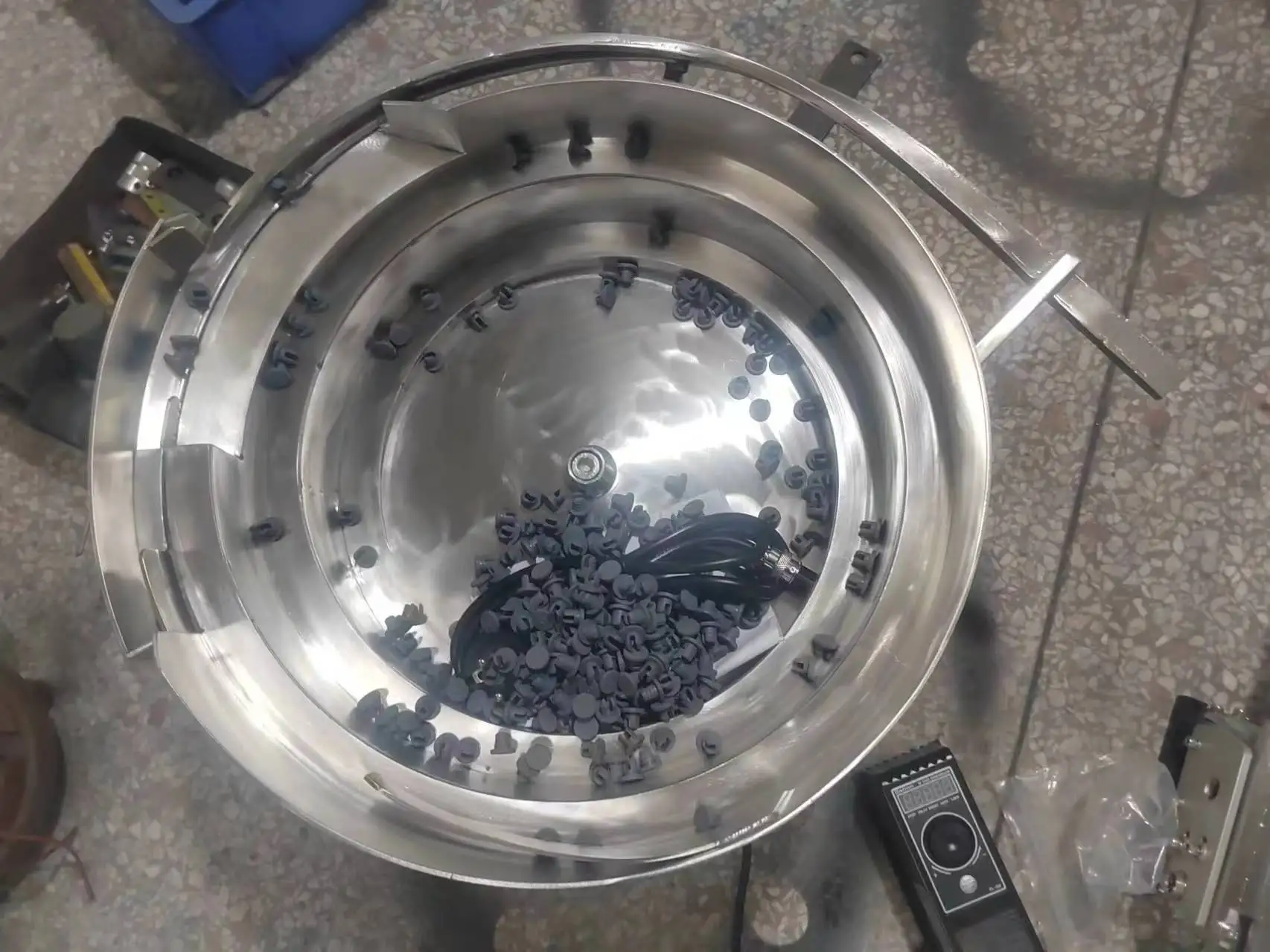 High Accurate Factory Directly Supply Customized Durable Electromagnetic Small Fully Automatic Vibratory Bowl Feeder