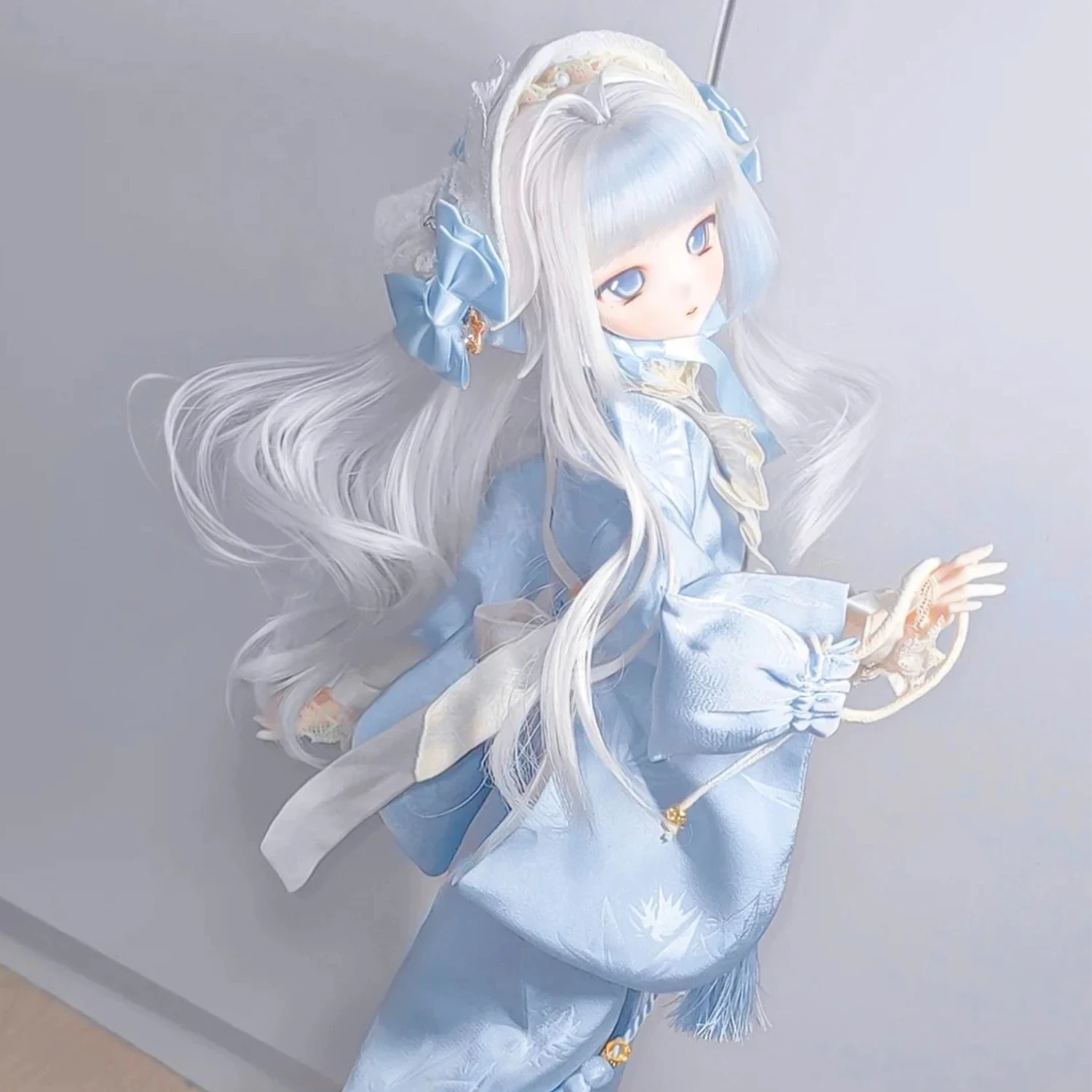 Bjd Doll 1/3 KKS LILI SD Head Two-dimensional Anime Style Elf Art Toys for Female Figure Unclothed Body Resin Figure