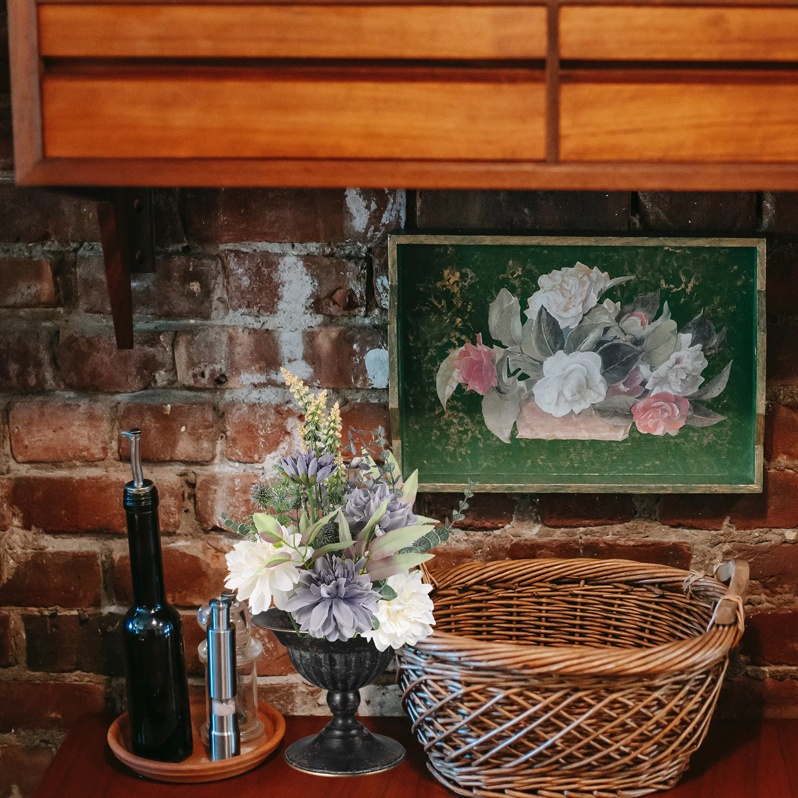 

Iron Flower Arrangement Vase Vintage Style Urn Planter Decorative Metal Flower Pot For Home Office Wedding Decoration