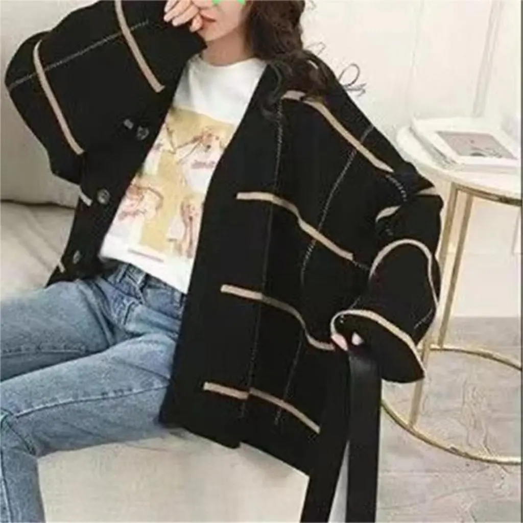 

Women's Knitted Cardigan Sweater V-neck Striped Long-Sleeved Jacket Single-Breasted Loose Fit Autumn Winter New Lazy Style