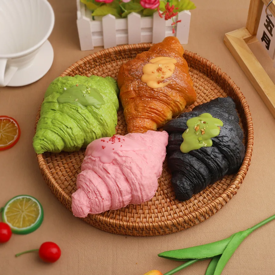 Symulacja jedzenia, pieczone jedzenie, zabawka do ściskania, croissant, pączki, deser z PU, zabawka do ściskania w kształcie deseru, smażone jajko, ciasto serowe, zabawka powoli powracająca do kształtu, zabawka dla dzieci