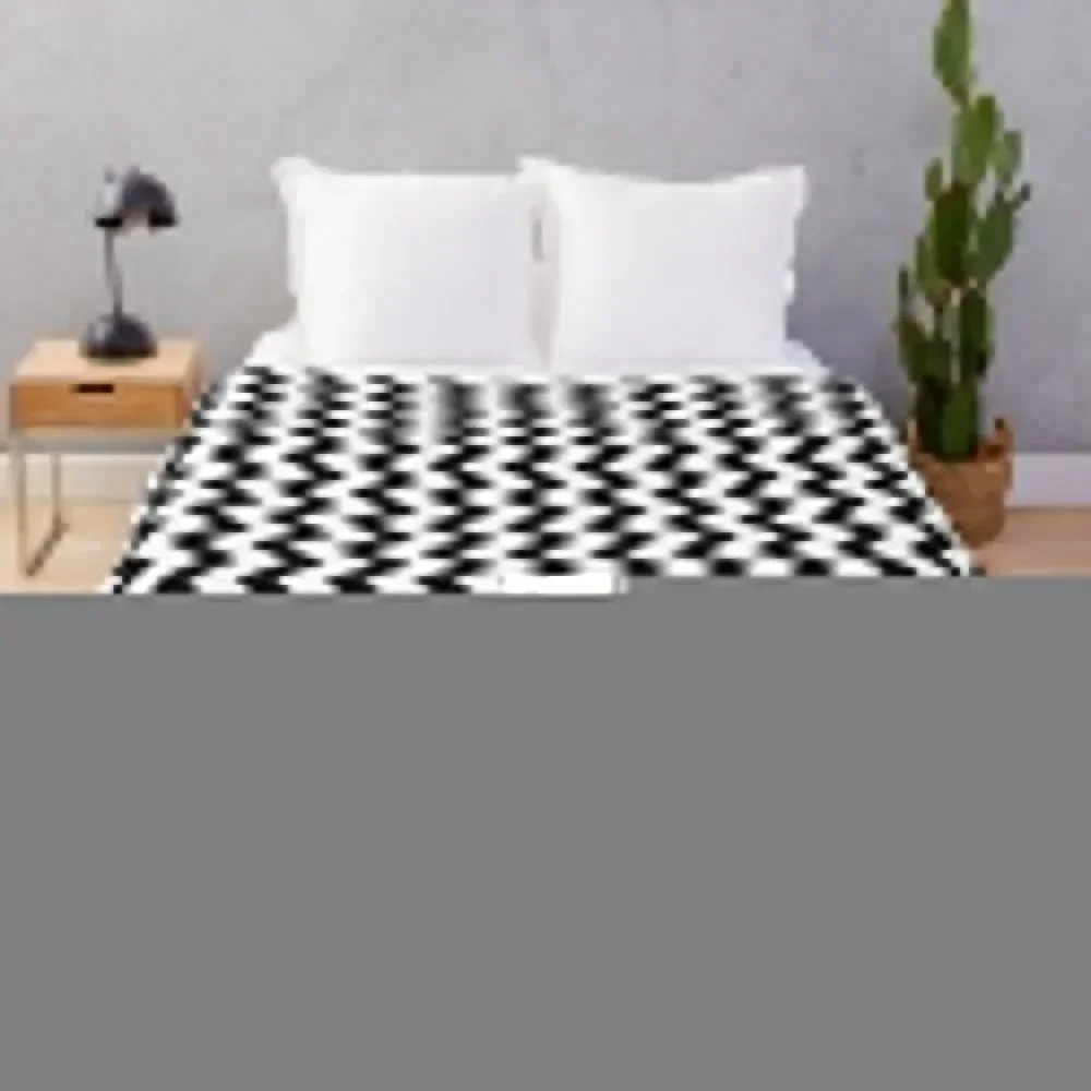 

Black and White Chevron Pattern Throw Blanket Warm Accent Blanket for Living Room Decoration