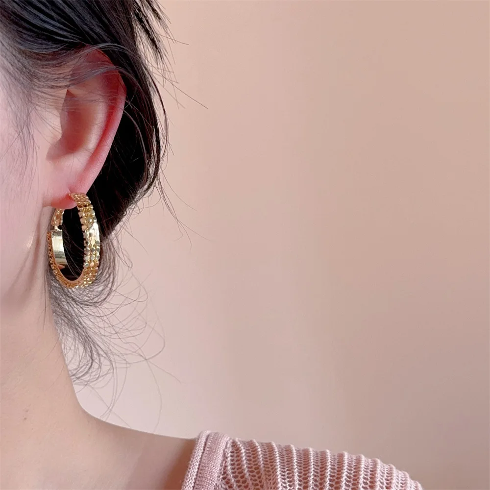 brincos-de-argola-grandes-feitosaveis-femininos-sli-personali-high-end-sentimento-leve-luxo-circulo-brincos-joias