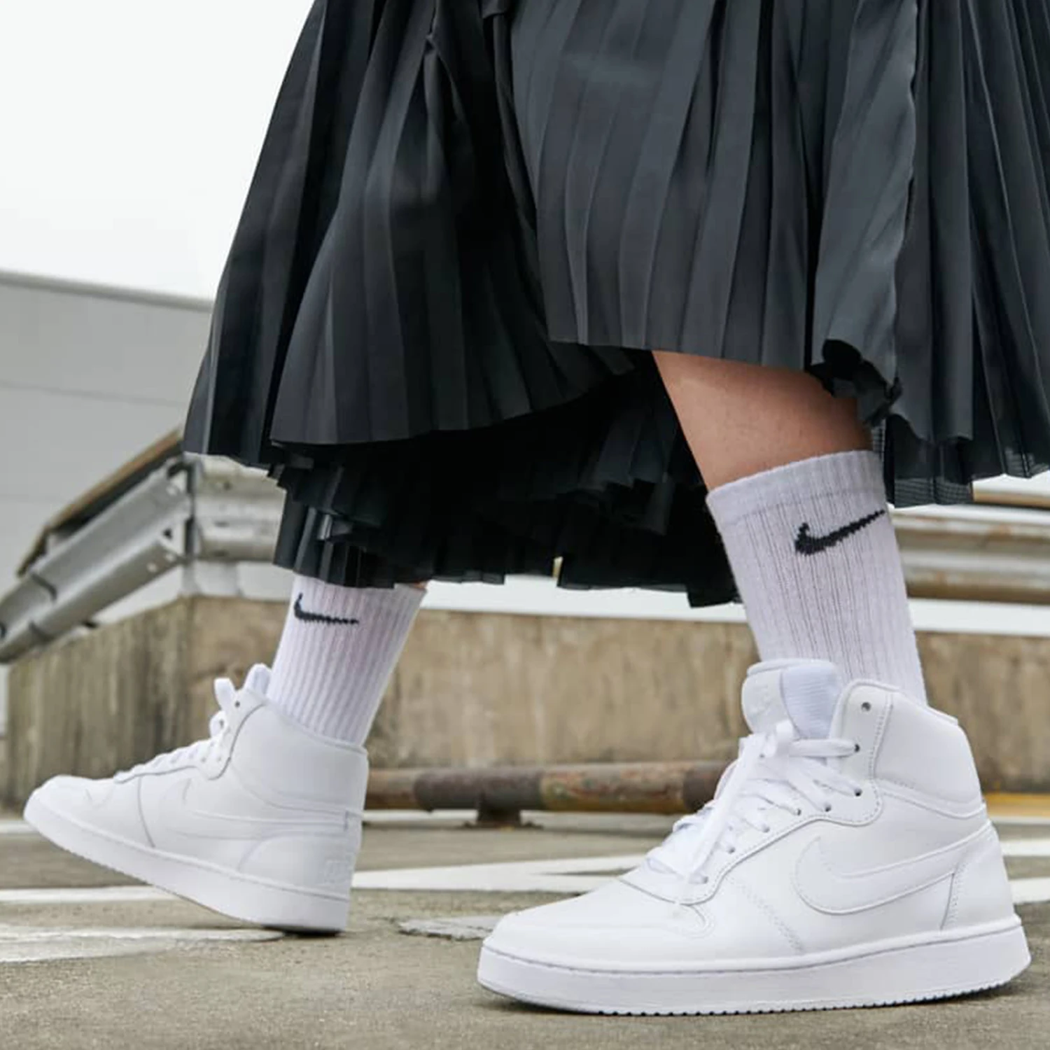 

Официальные женские туфли для скейтбординга Nike Ebernon Mid, простые классические туфли со средним верхом AQ1778-100