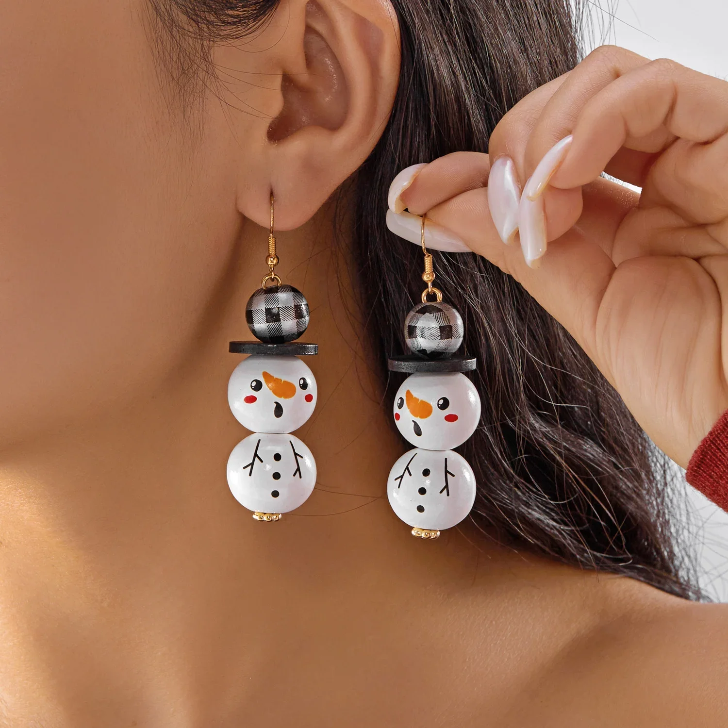Cartoon Wooden Pattern Xmas Snowman Dangle Earrings For Women Cute Santa Claus Wood Beads Earring Christmas Party New Year Gifts